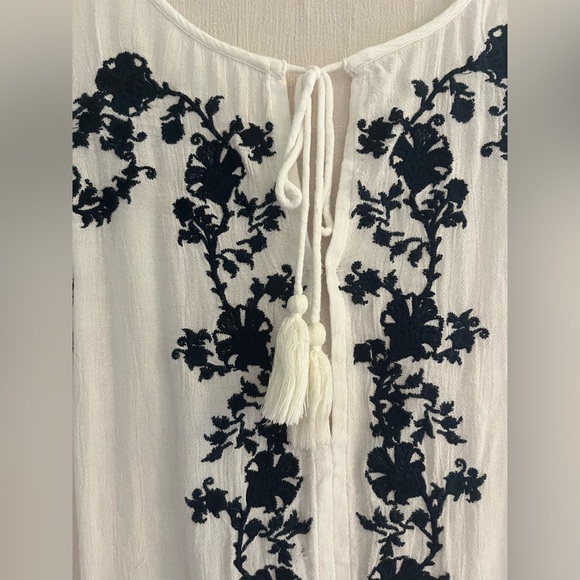 American Eagle Navy Blue and White Embroidered Round Drawstring Neck Size XL‎ - Picture 9 of 11